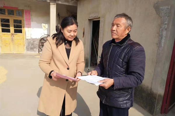 灌云县委统战部(民宗局)开展四季度“阳光扶贫”结对走访活动2.jpg